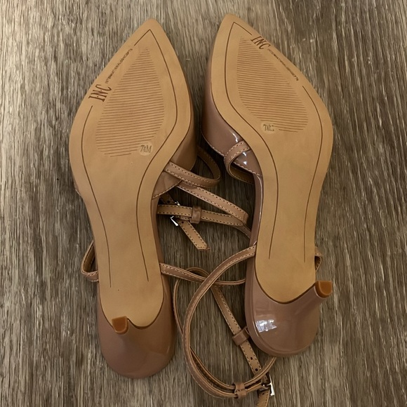 I.N.C Tan heels - Picture 3 of 4